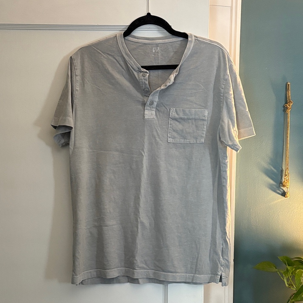 GAP Light Gray Short Sleeve Henley